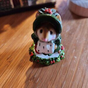 Wee Forest Folk Miss Noel M146 Figurine Retired Annette Petersen 1987 Christmas